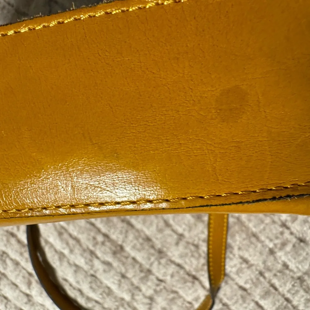 Patricia Nash mustard yellow leather handbag - Picture 4 of 8
